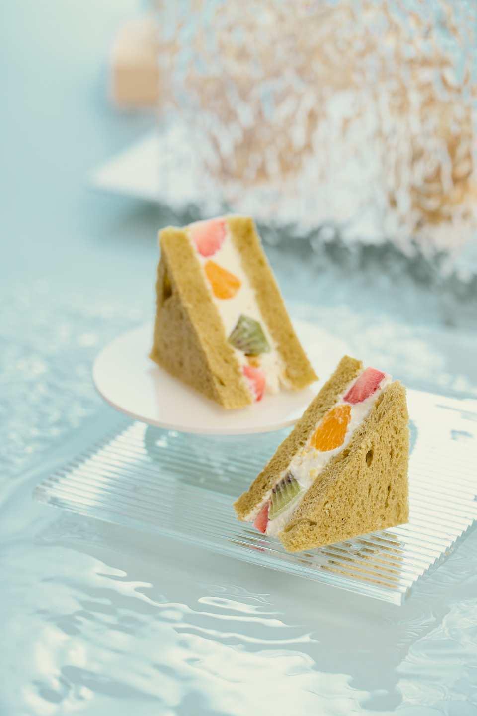 日式水果三文治配蜂蜜忌廉