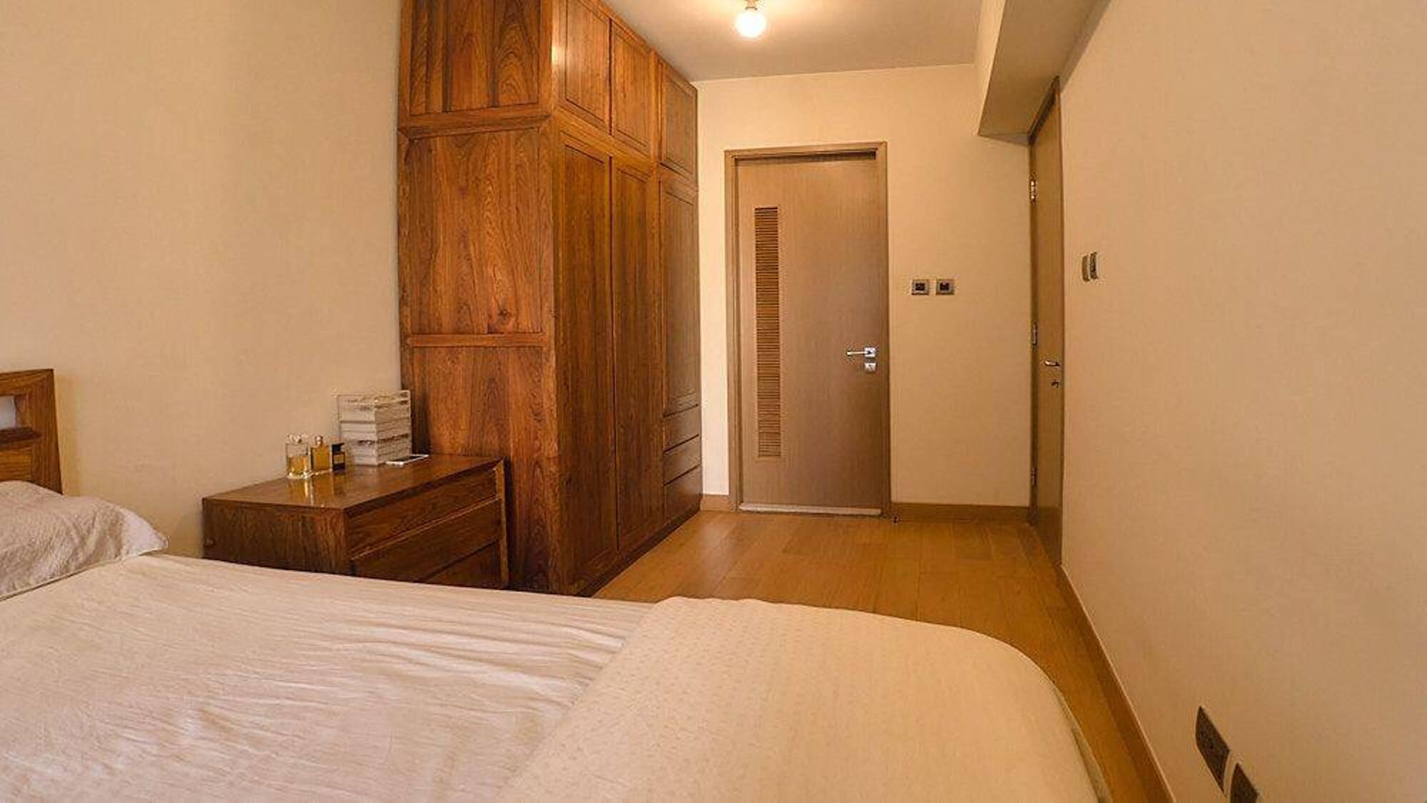 浴室設於睡房內,變相為套房設計。