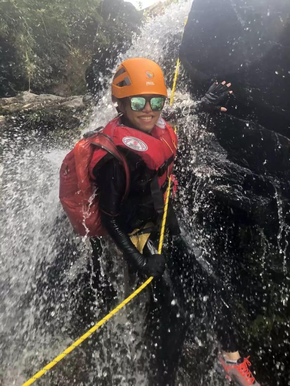 激流溪降體驗