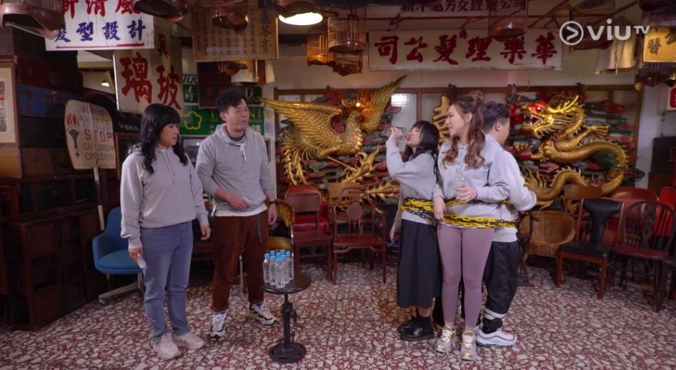 七師傅與火火主持的《瘋火與膠七》上周已播畢,碑與收視均麻麻。