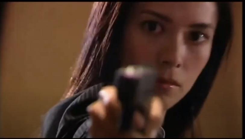 郭羡妮會迫囡囡睇自己以前的劇集,阿女就比較欣賞她在《無名天使3D》中的陀槍造型。