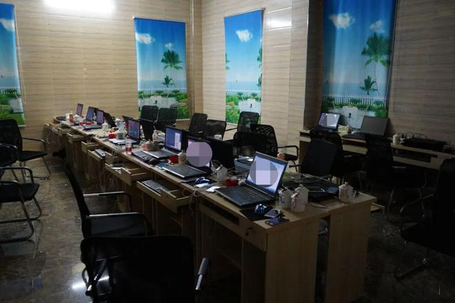 陸豐一個專騙外國人的電騙集團,在當地一處民居設據點。(互聯網)