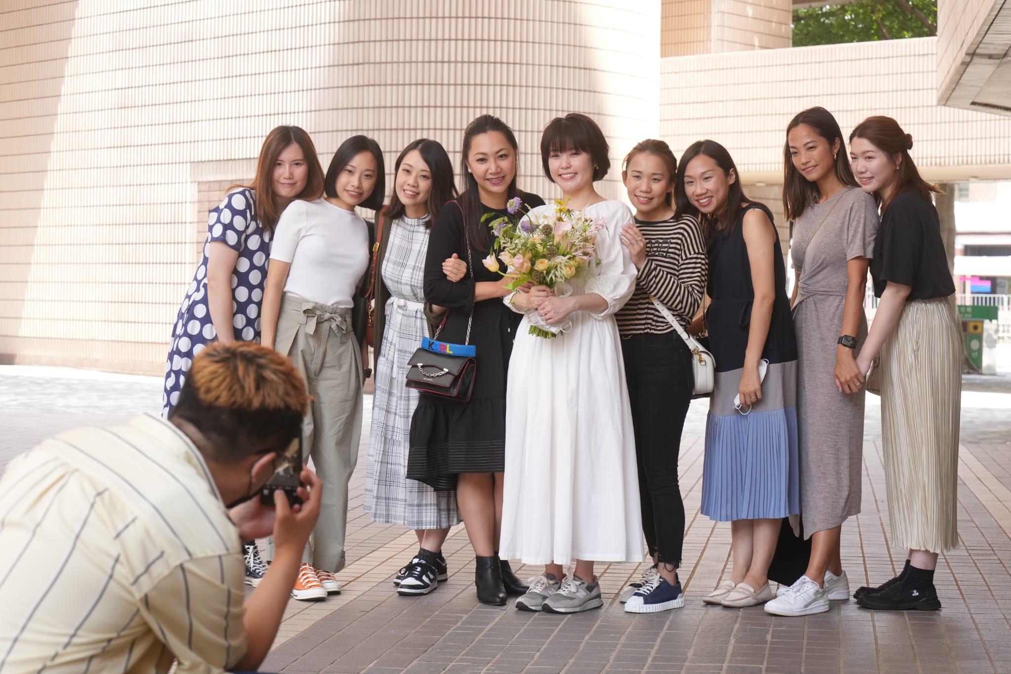 超過400對準新人打算在今日「520」登記結婚。(陳奕釗攝)