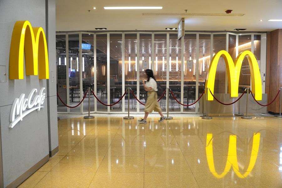 太古城麥當勞添1食客確診,累計9名食客及1家人中招。(資料圖片)