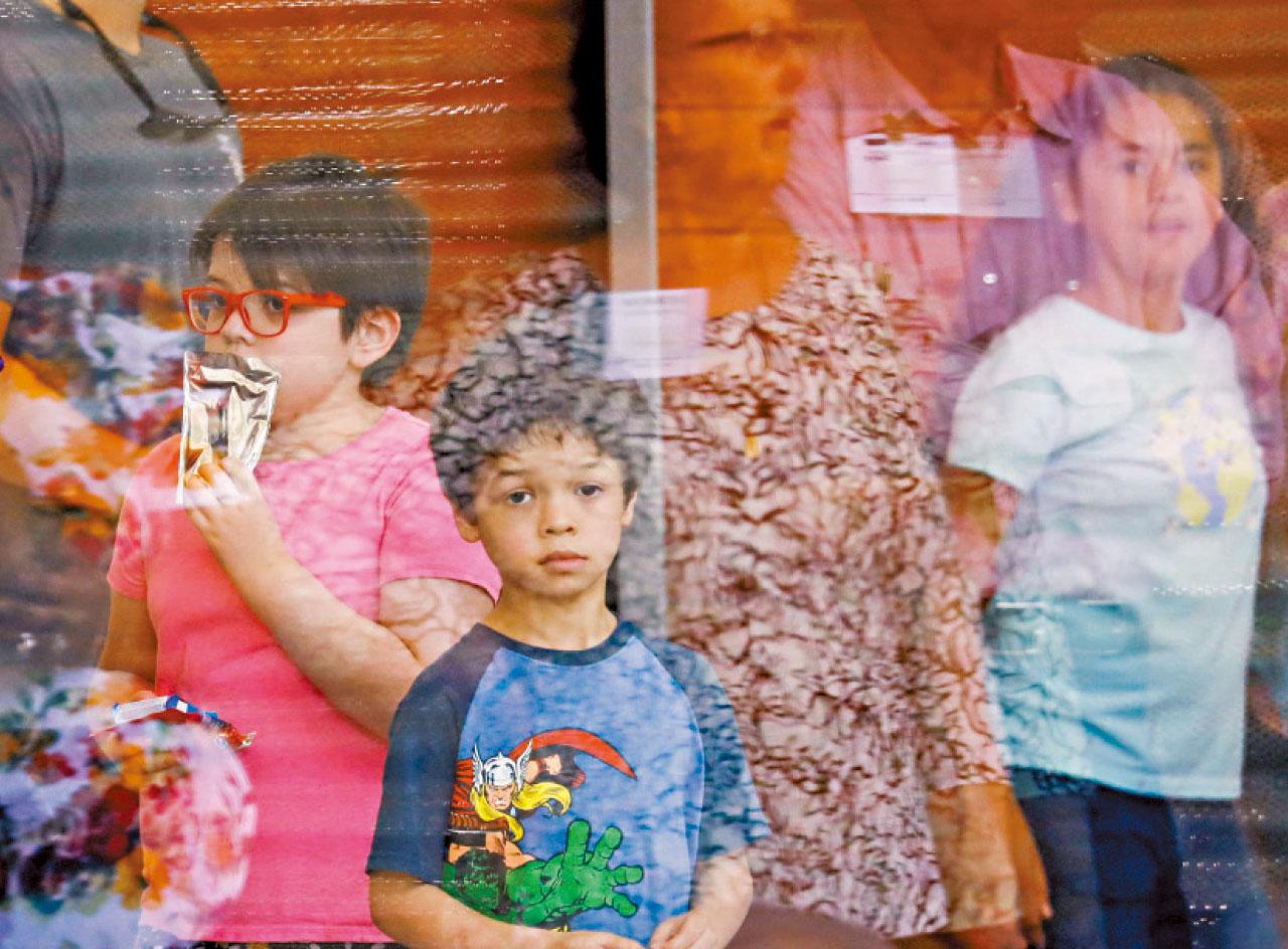 校園槍擊|18歲槍手闖小學開殺戒 19童2老師慘死