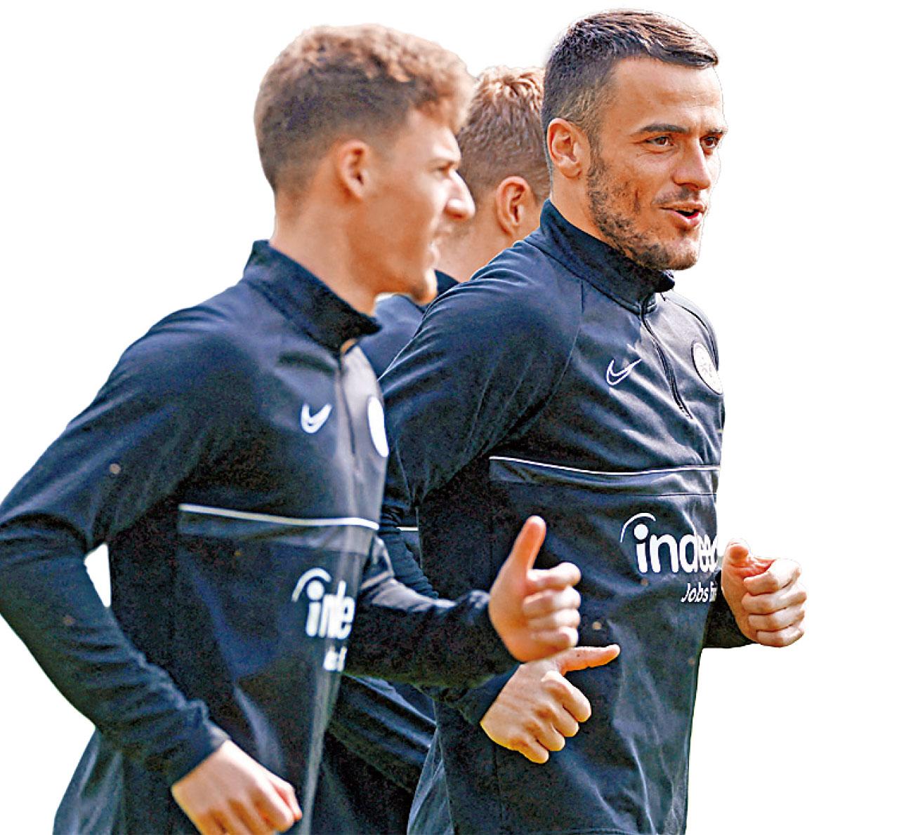 歐霸淘汰|求反勝無退路 韋斯咸撼法蘭克福