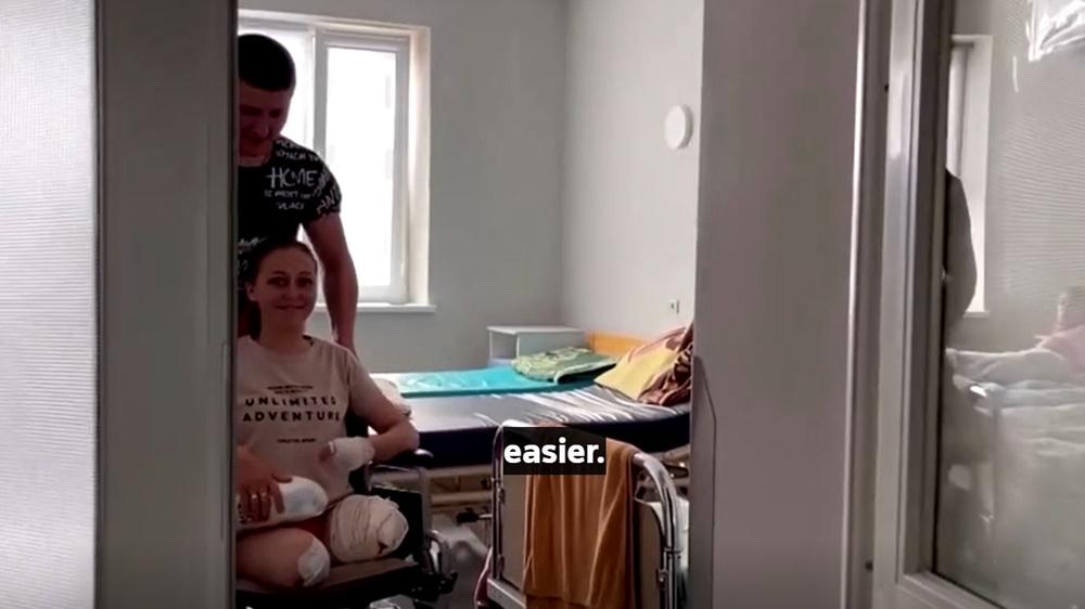 Viktor讚Oksana很堅強。(Reuters)