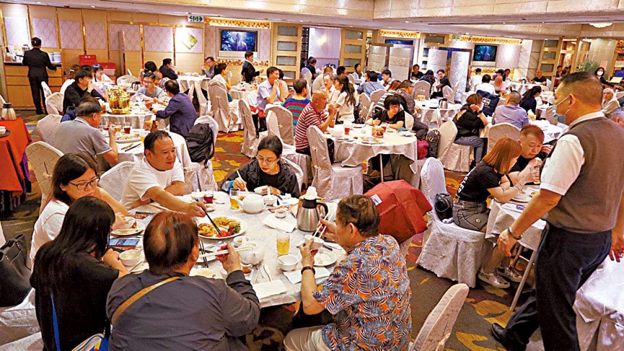 重啟追蹤|集中查4類場所 元朗酒家群組再擴大