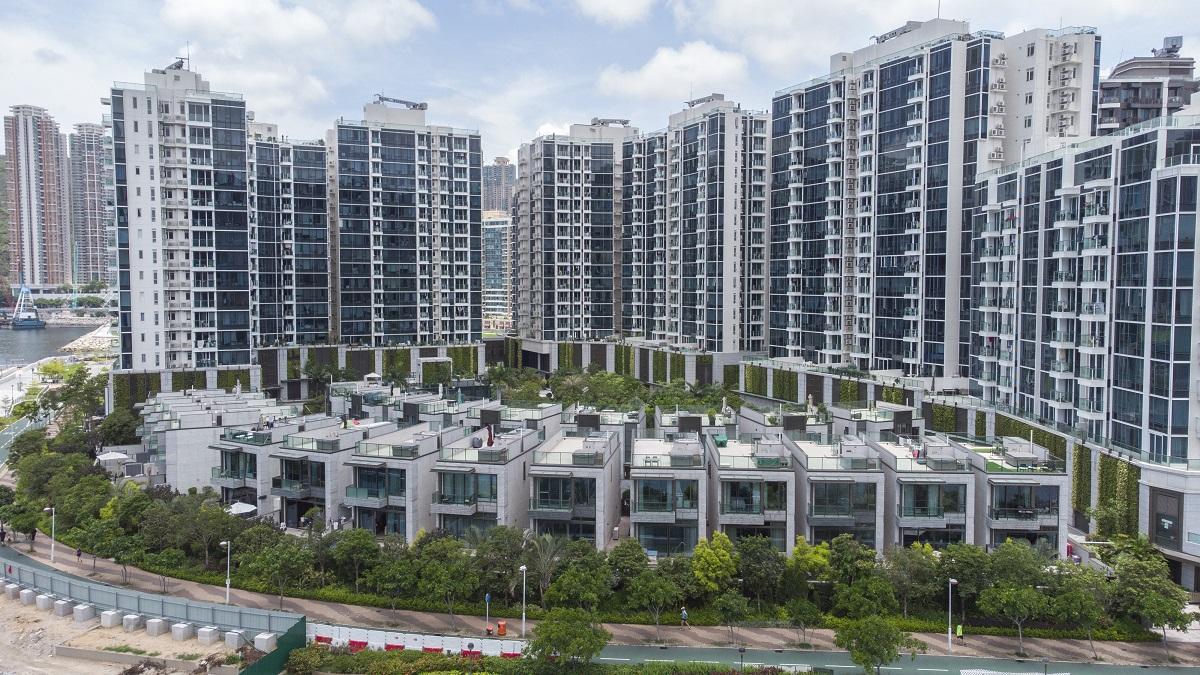 二手蝕讓|有相睇!MONTEREY全海景三房雙破頂沽 原業主3年仍損手走