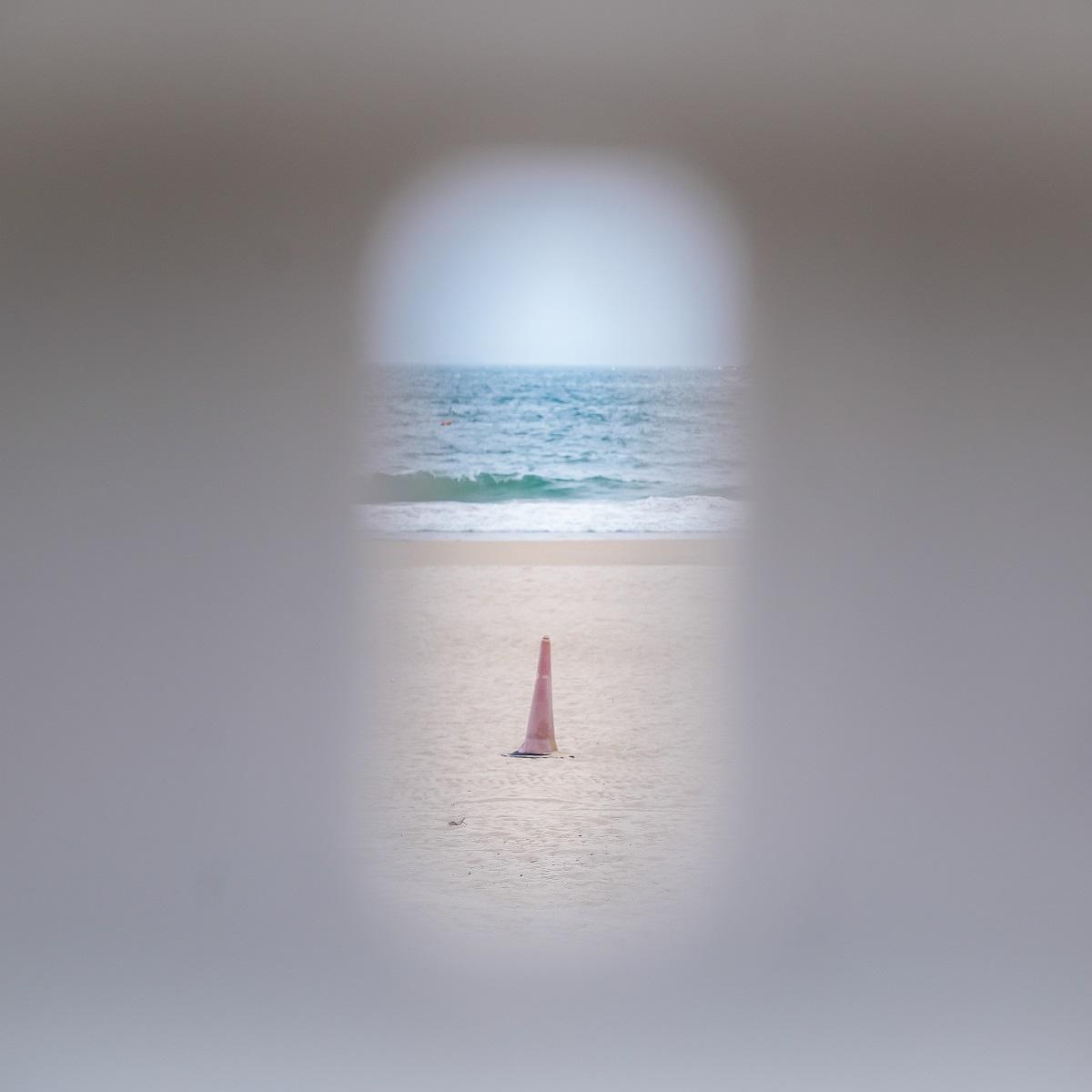 政府早前以疫情為由,圍封沙灘禁止市民進入。(夏家朗攝)