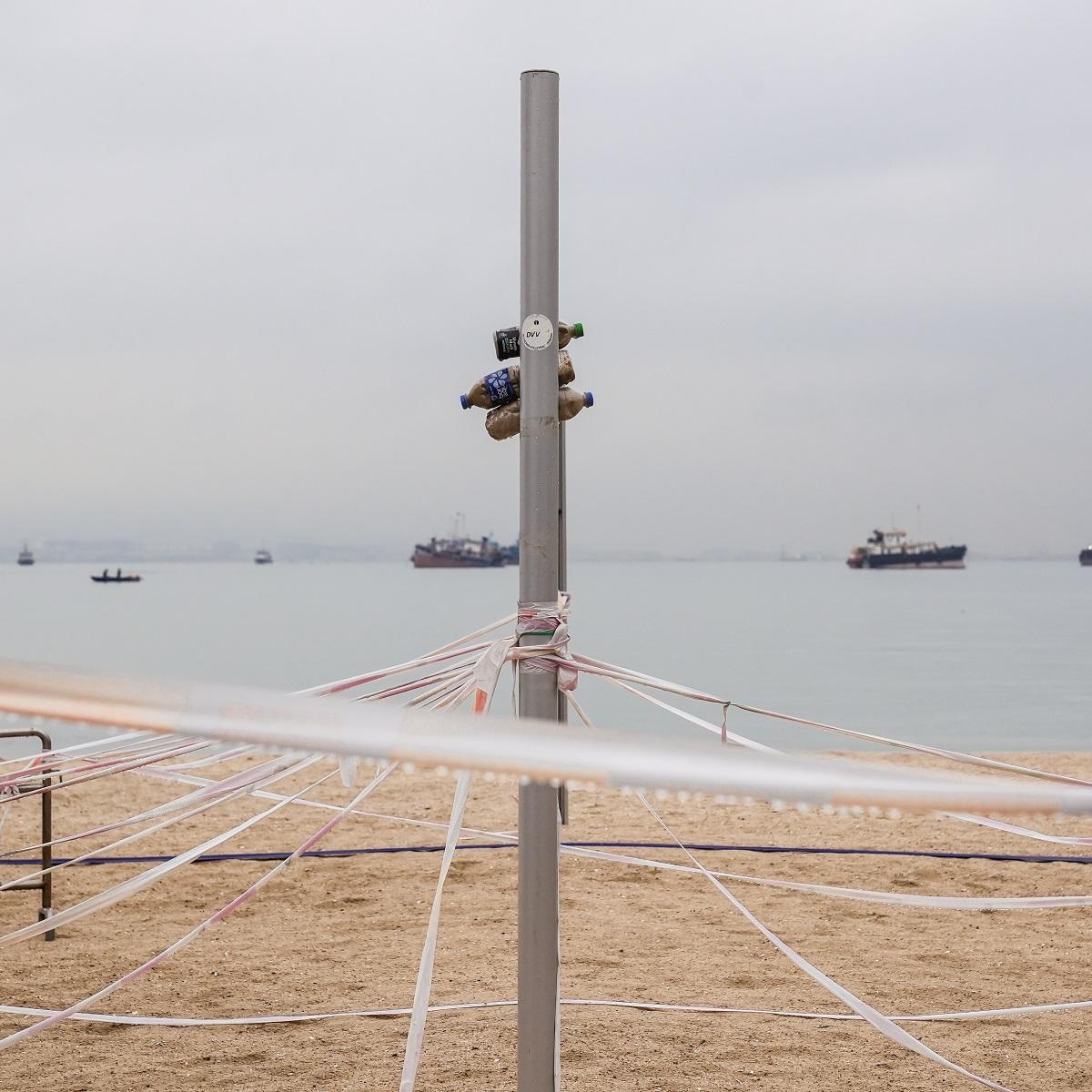 政府早前以疫情為由,圍封沙灘禁止市民進入。(夏家朗攝)