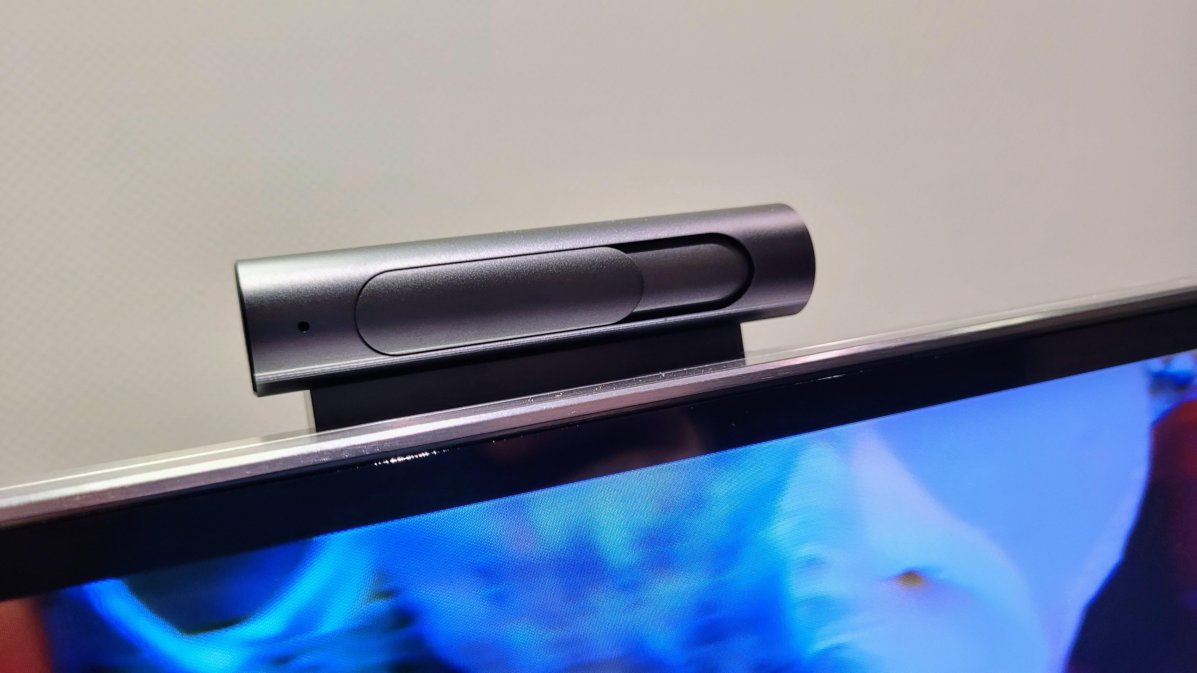 跟去年產品一樣,加入magic camera。