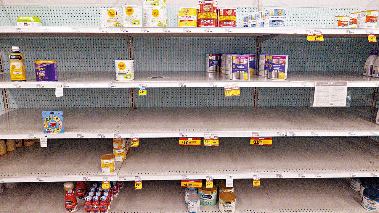 家長頭痛︱製造商停產 疫情擾亂供應 美國爆奶粉荒