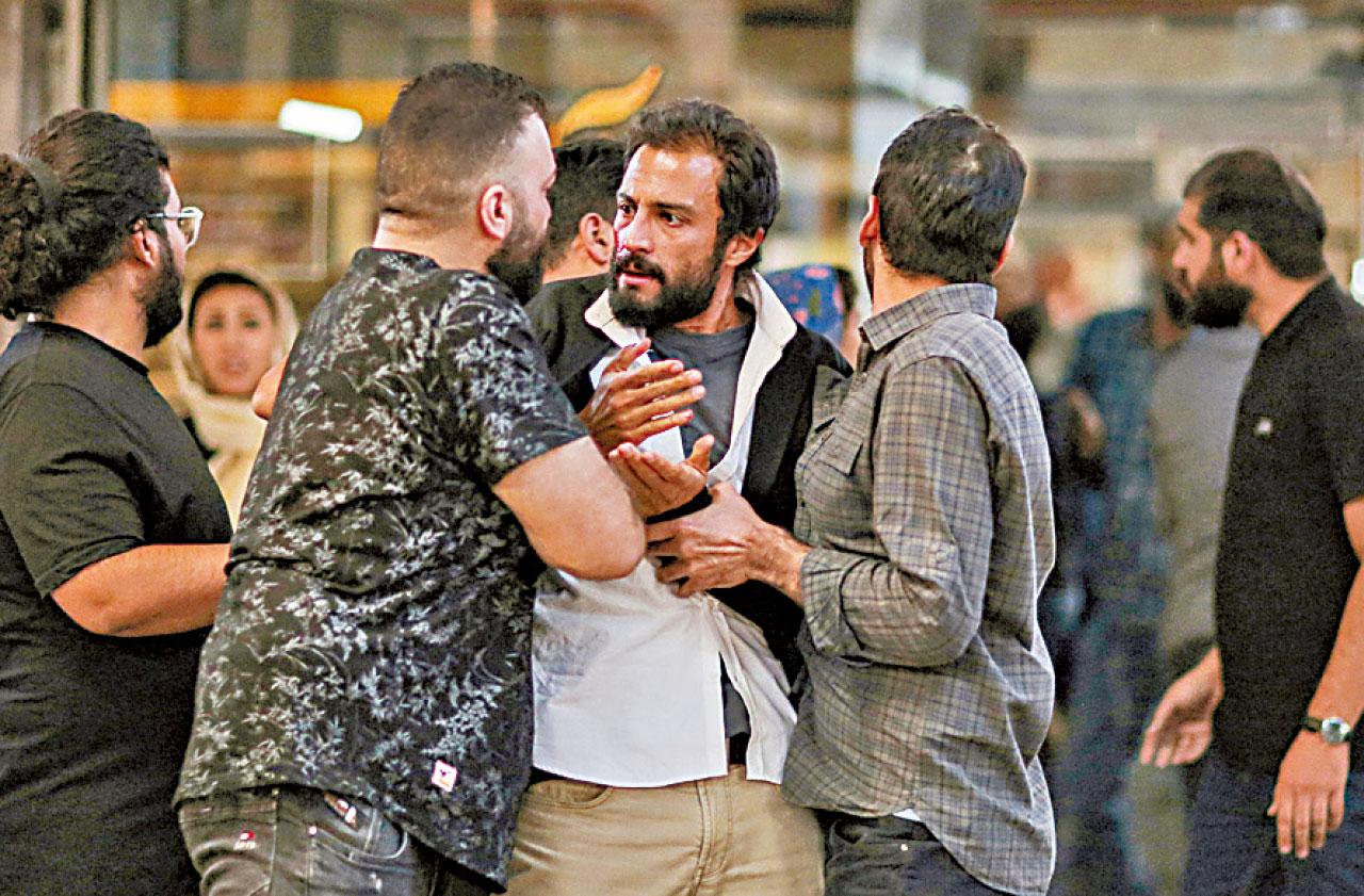 《伊朗式英雄》