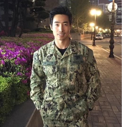 李根大尉短期內將回南韓接受復康等治療。(IG)