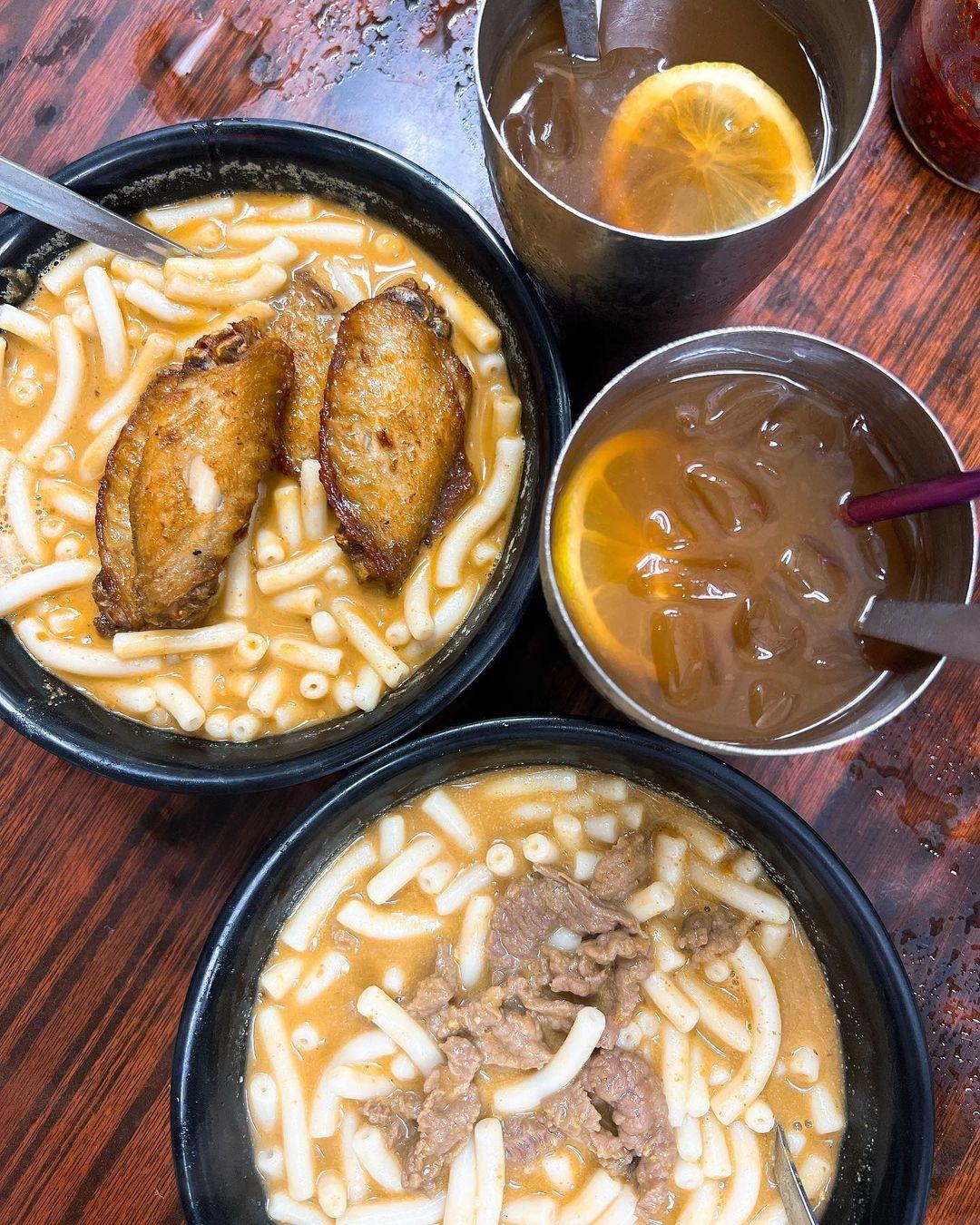 沙嗲湯底極之香濃(相片來源:instagram:eatslowlyinhk)