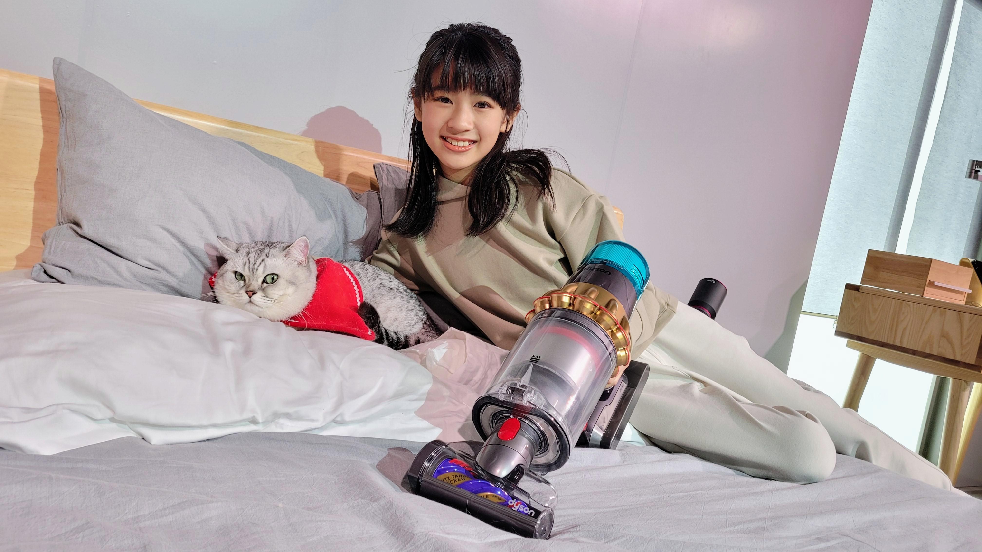 V15 Detect吸力迄今最強,又有防纏結螺旋吸頭。