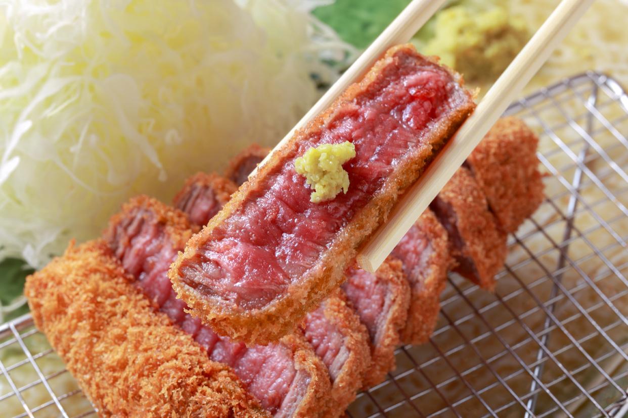 牛カツ京都勝牛:凡惠顧任何套餐,加HK$6可享任何飲品