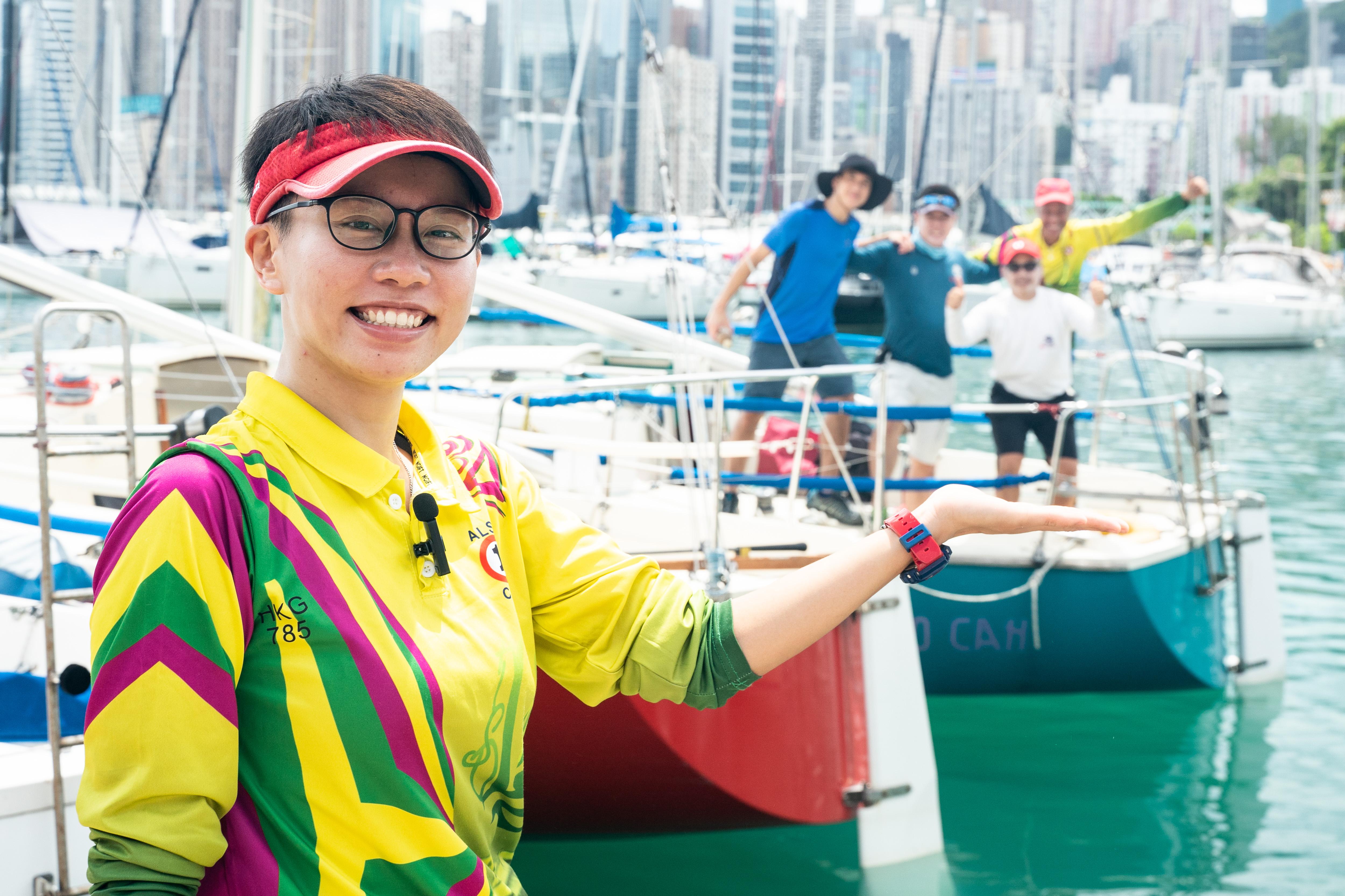 7歲女舵手領父贏女子舵手賽亞軍