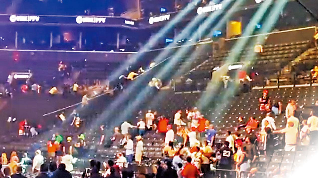 紐約拳賽爆槍擊謠言 壓爆扶手電梯 觀眾急逃多人傷