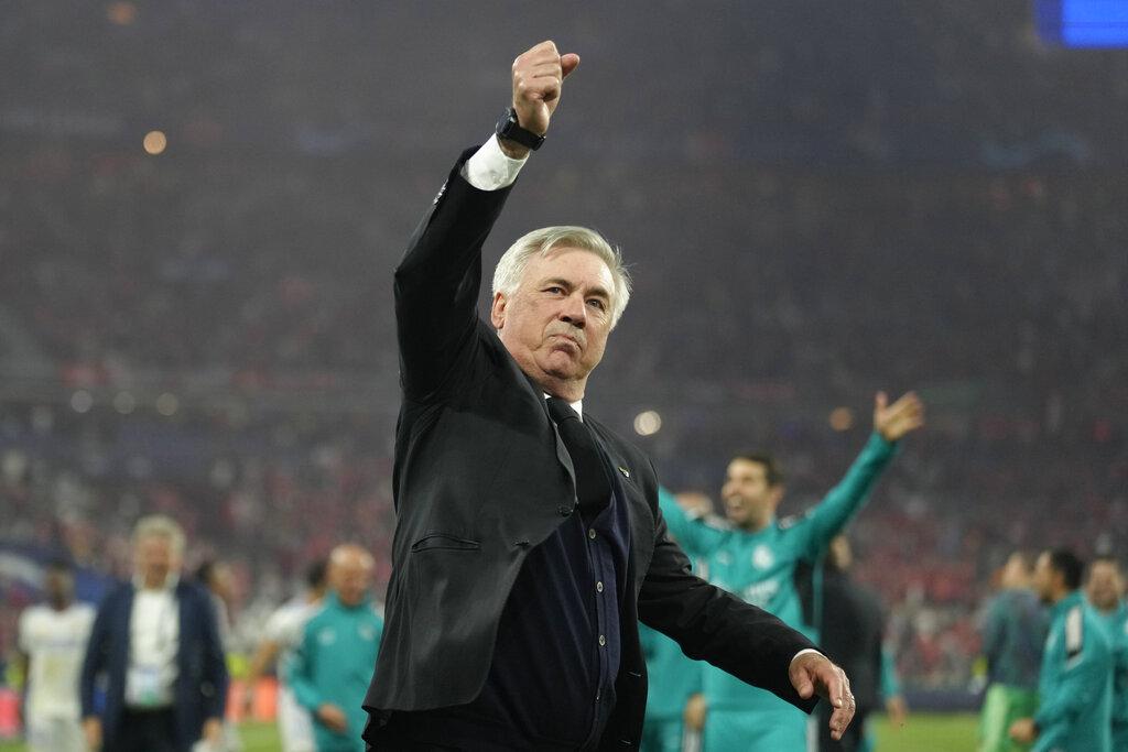 安察洛堤今季執教皇馬,即勇奪西甲和歐聯冠軍,更成為首位4奪歐聯錦標的教頭。(美聯社)