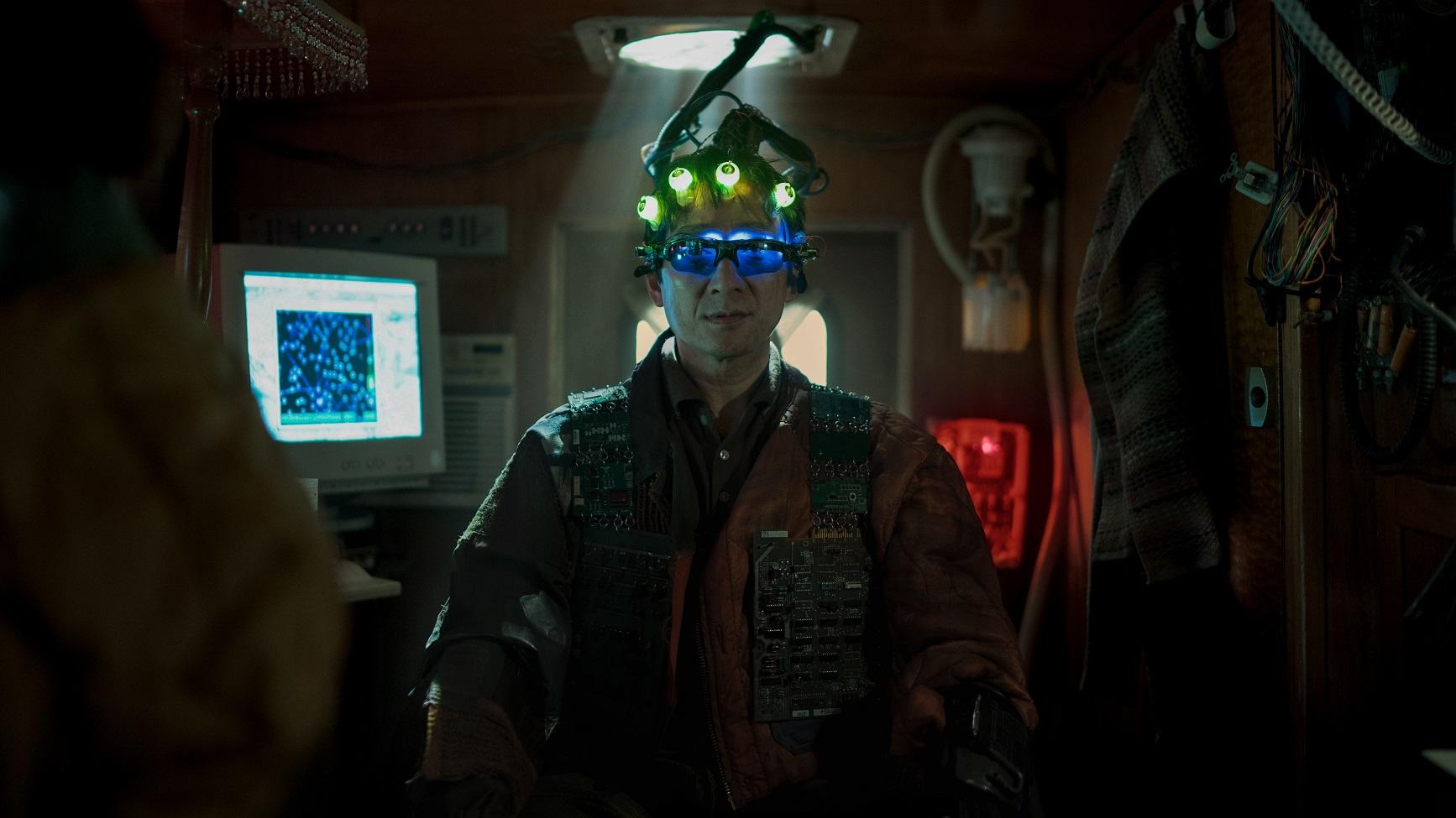 由保素兄弟監製的《奇異女俠玩救宇宙》,大玩惡搞,同時亦不乏致敬位。