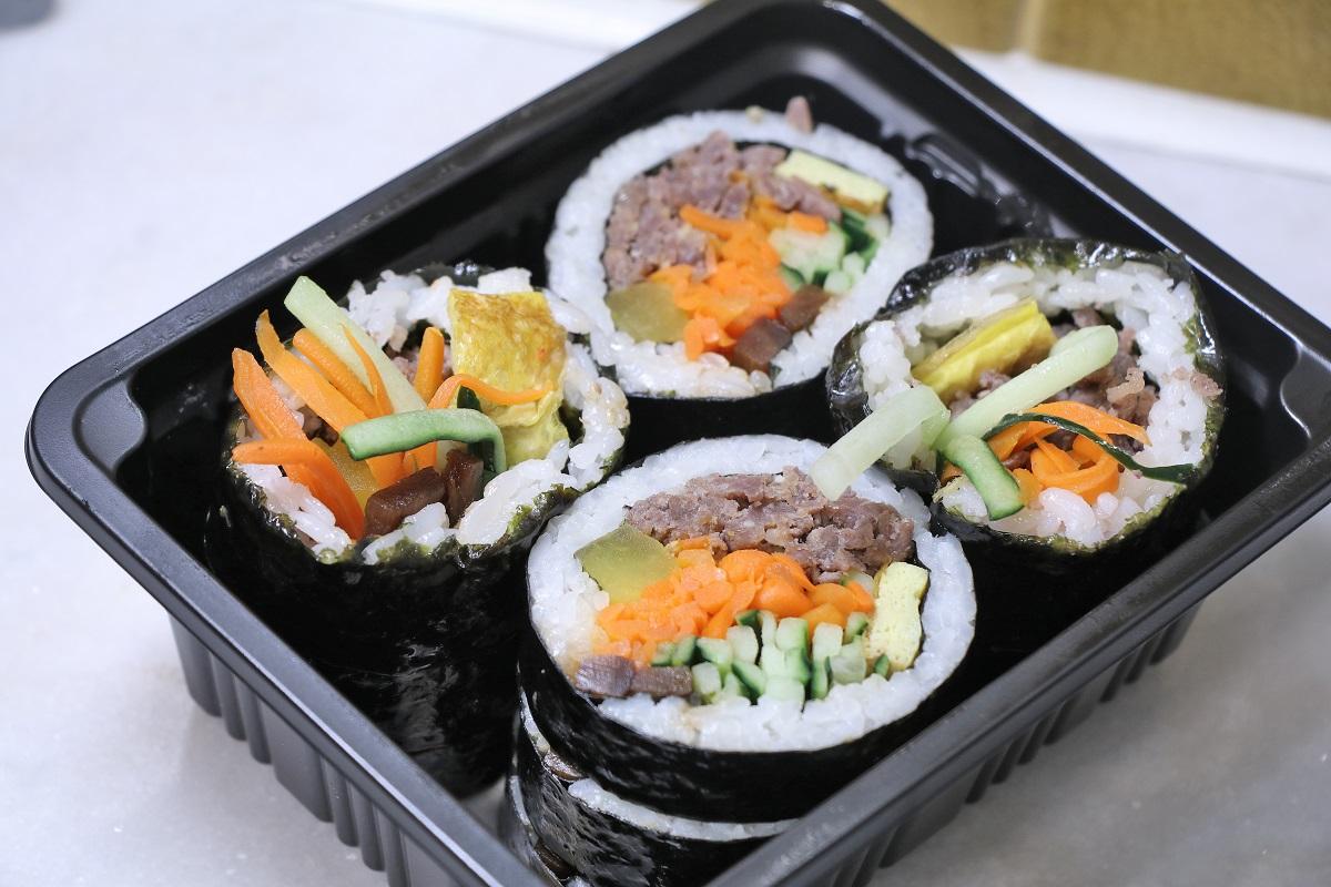 烤牛肉紫菜飯捲($53)