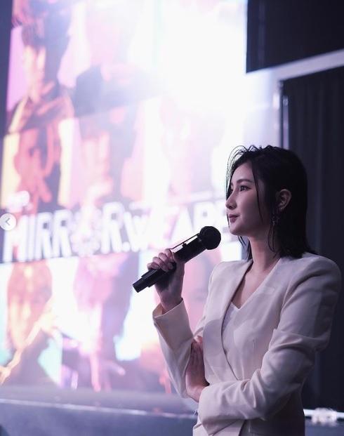早前Shirley為MIRROR演唱會的發布會做司儀,未知有否跟Jeremy打招呼。