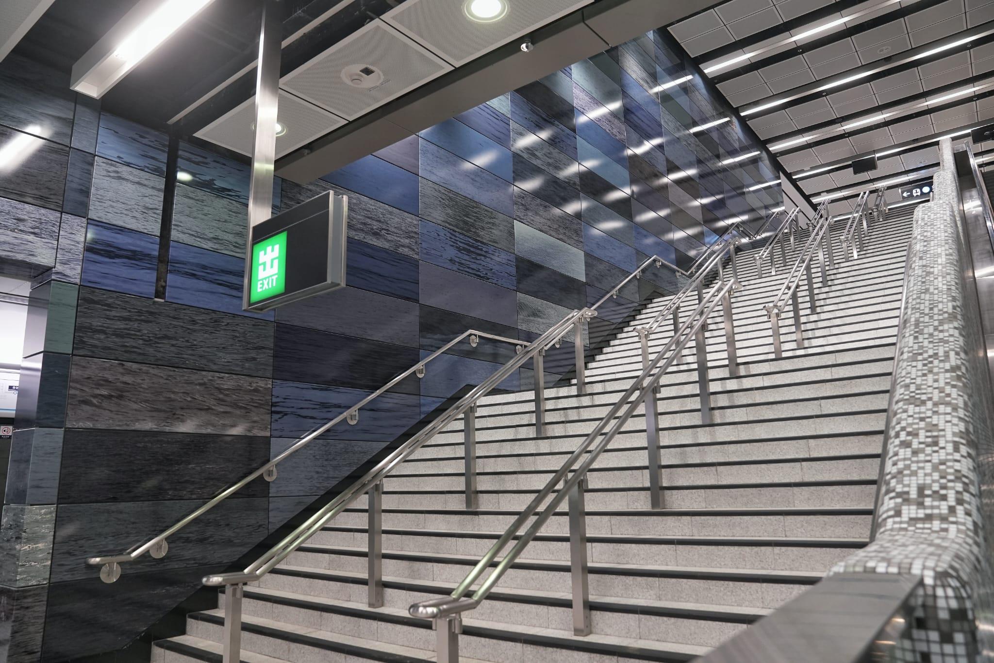 港鐵, 東鐵綫, 會展站