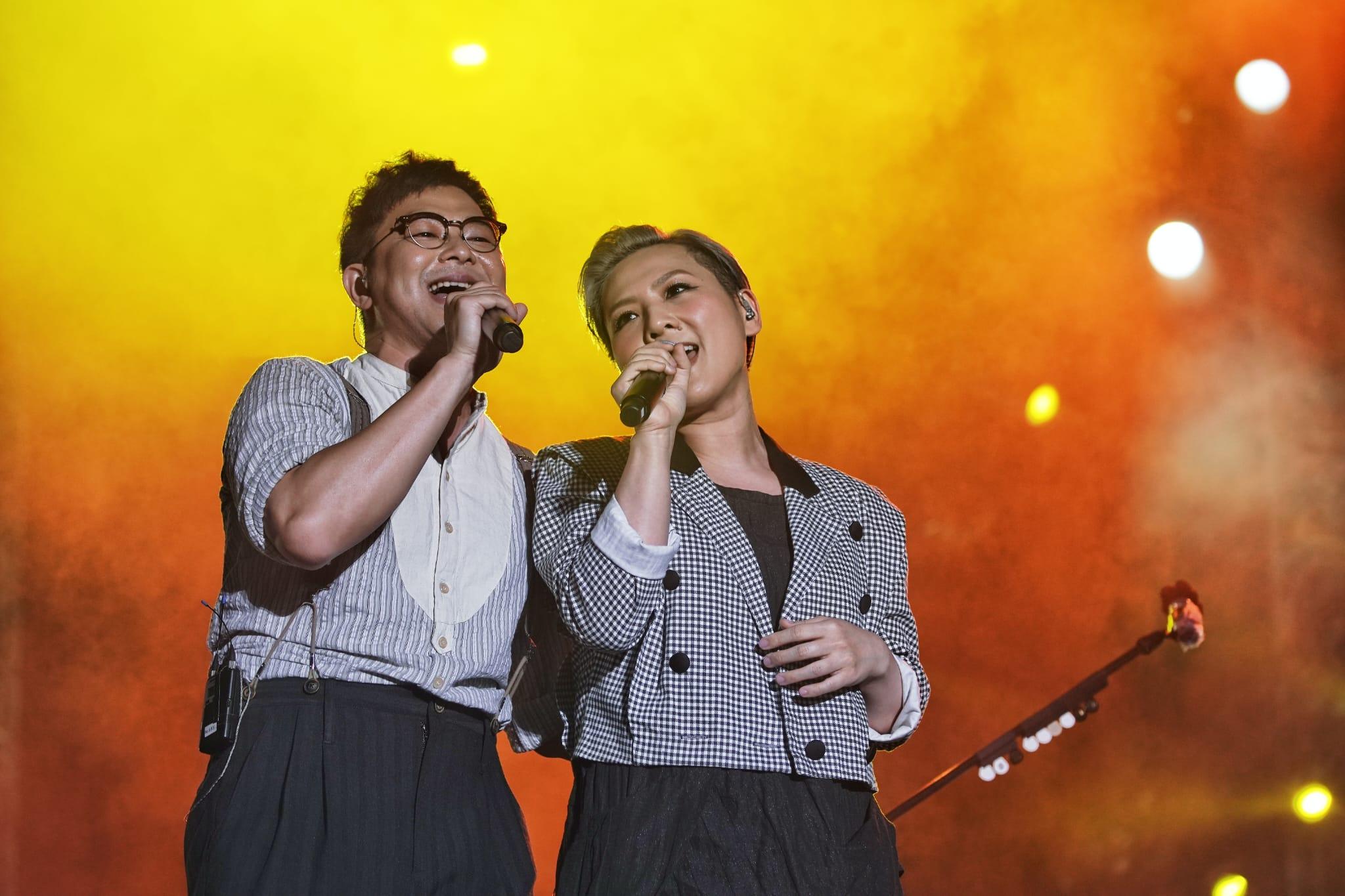 6號與太太Tim Lui夫妻檔合唱,廣獲好評。