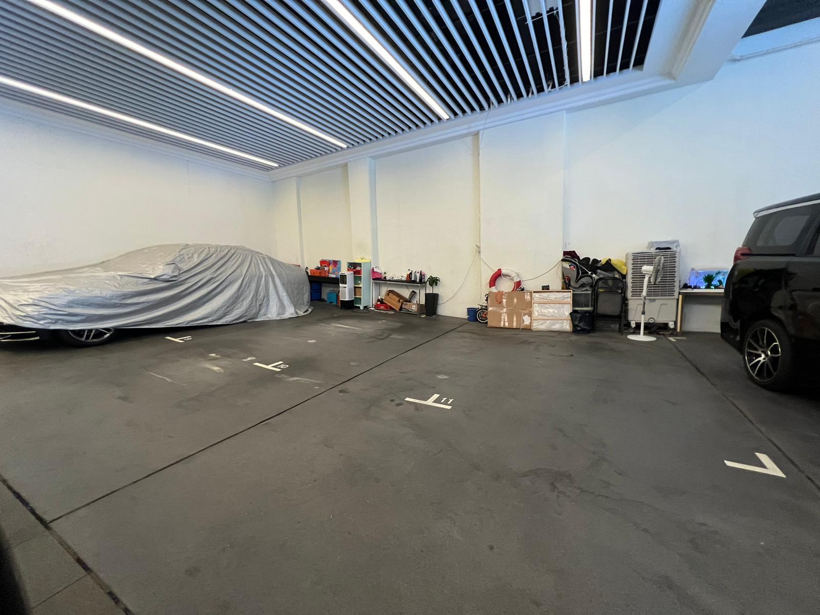 單位連車位放售,車位空間亦闊大。