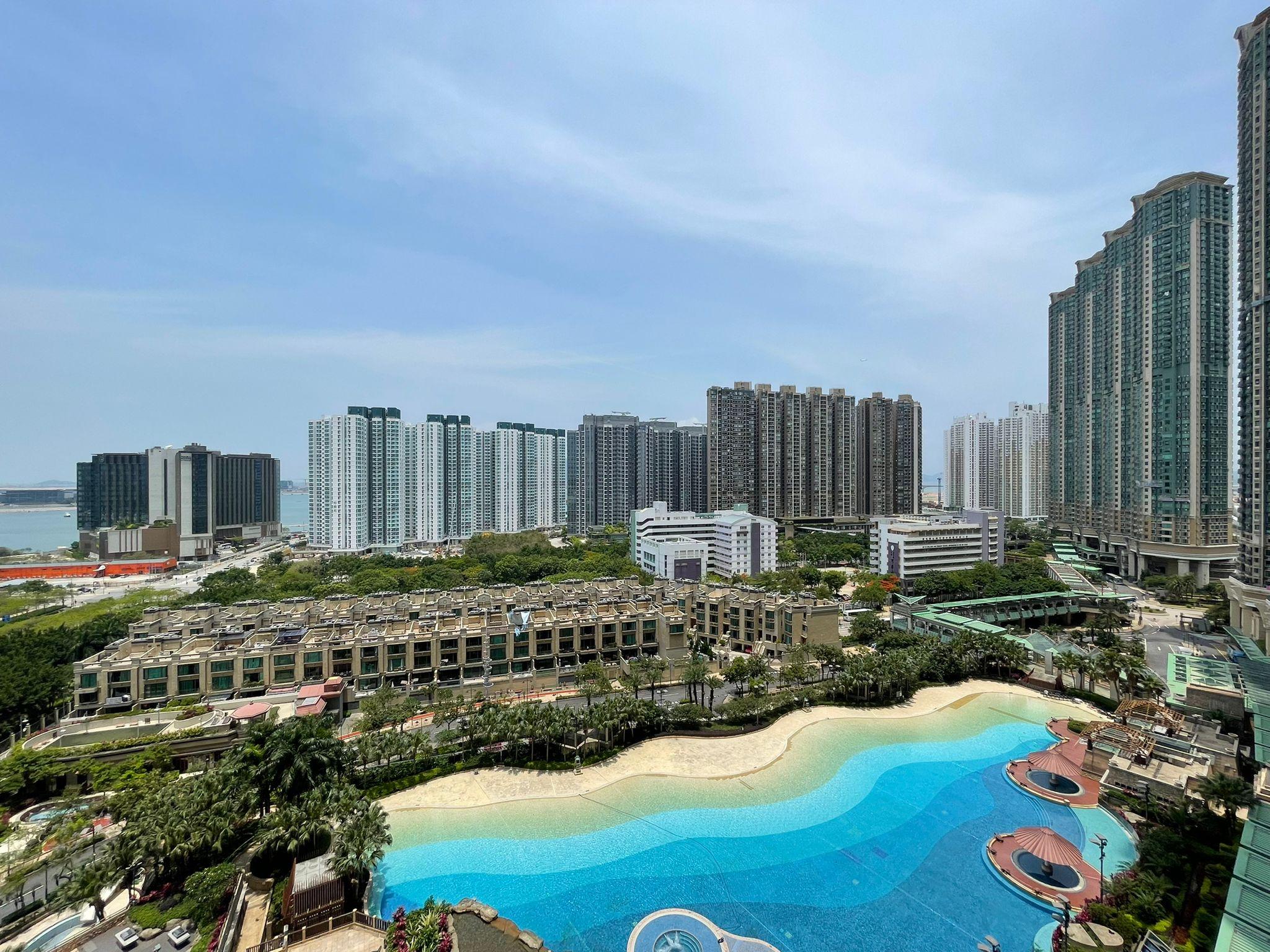 單位望開揚池園景及部分海景,景致遼闊吸引。