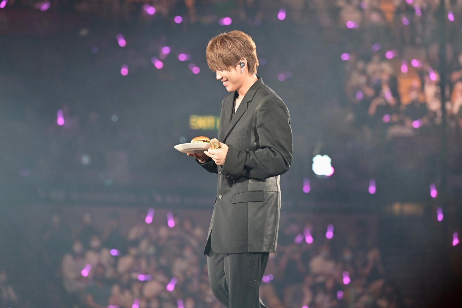 張敬軒演唱會|姜濤現身任嘉賓 張敬軒:佢一直冇停止令自己進步5