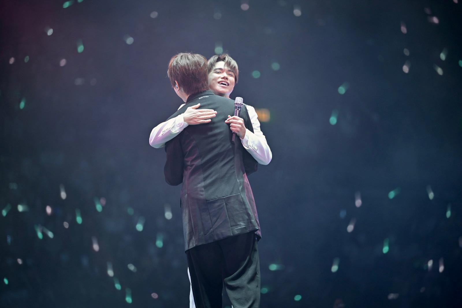 張敬軒演唱會|姜濤現身任嘉賓 張敬軒:佢一直冇停止令自己進步6