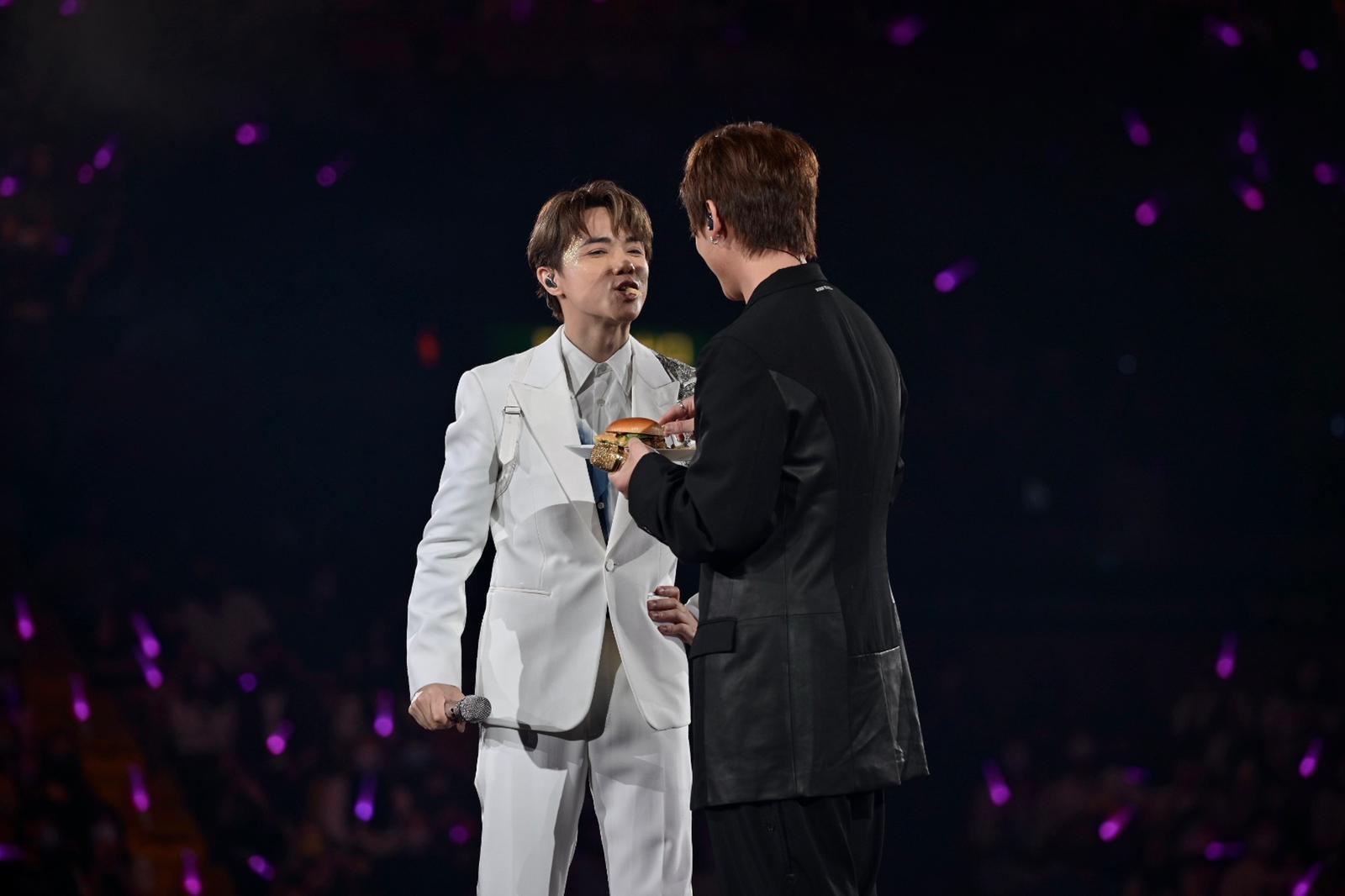 張敬軒演唱會|姜濤現身任嘉賓 張敬軒:佢一直冇停止令自己進步10