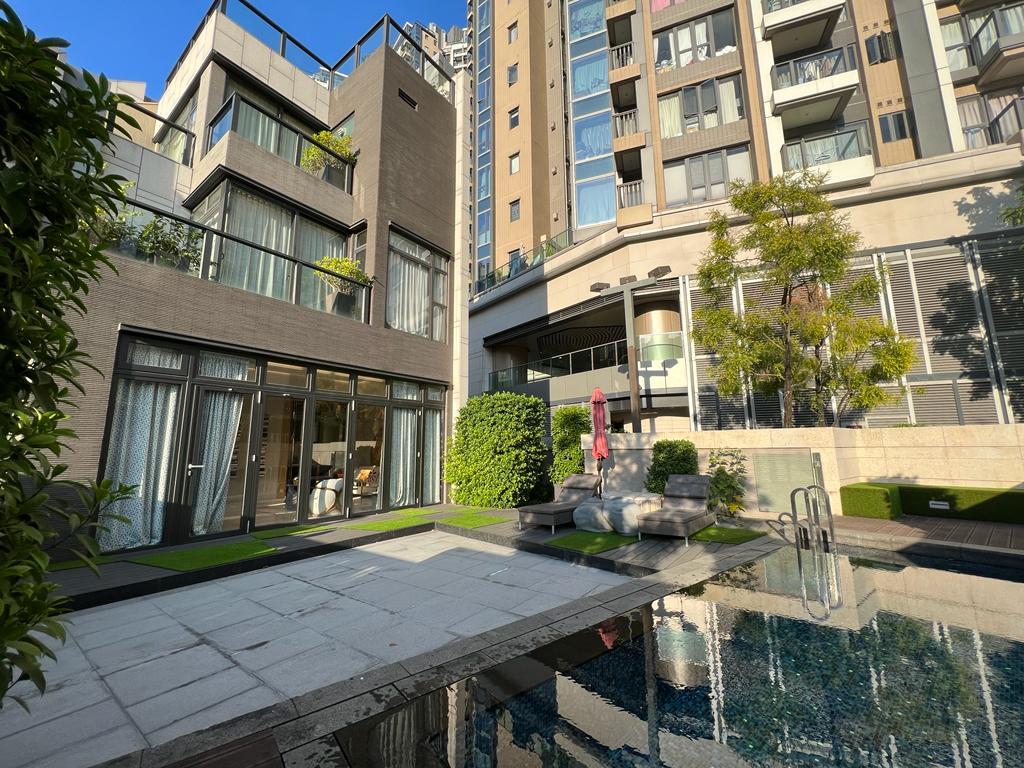 雙破頂|多相!將軍澳天晉IIIA獨立屋5124萬沽 擁千呎花園+私人泳池