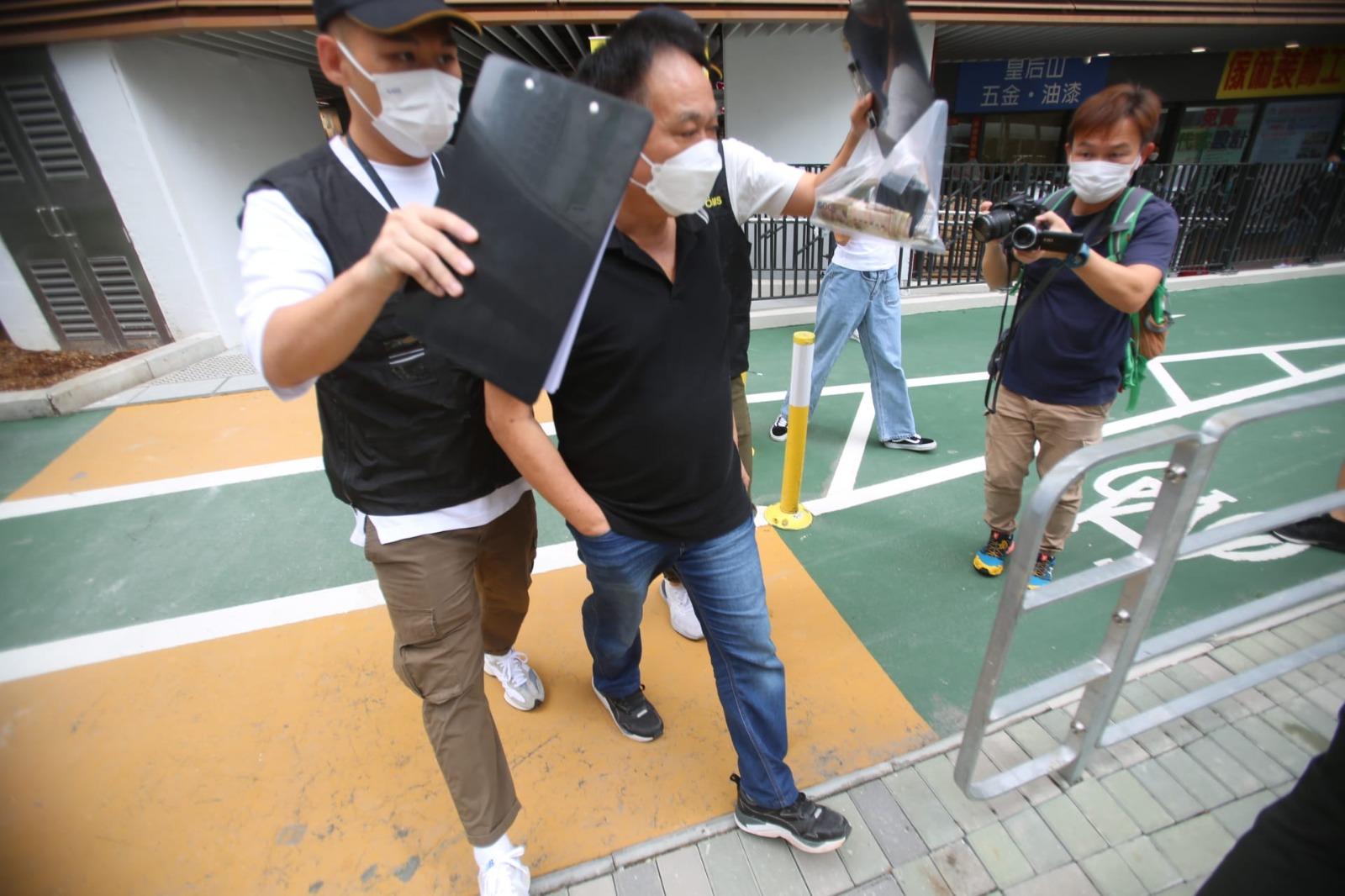 海關拘2裝修工程公司職員 涉擅自展開工程迫顧客支付費用