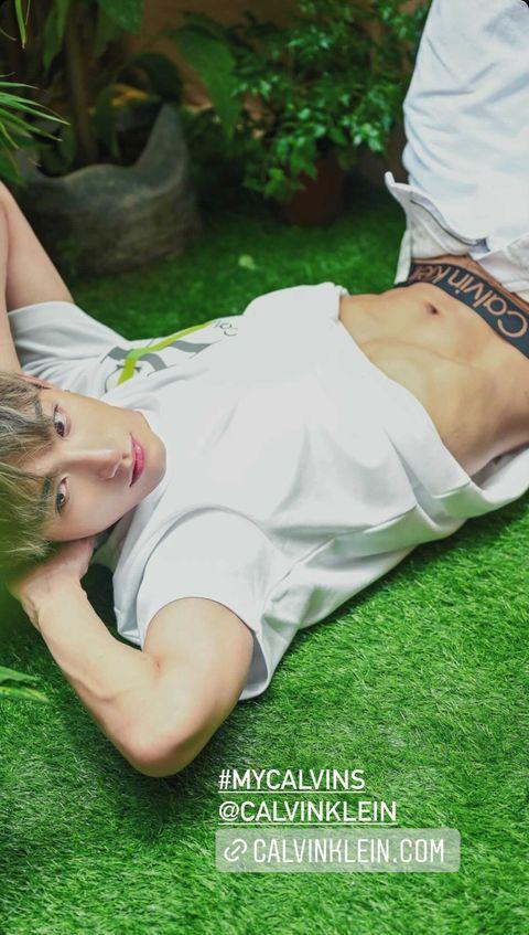 王智騫操出結實肌肉,近日他在IG貼出一輯Calvin Klein照片。