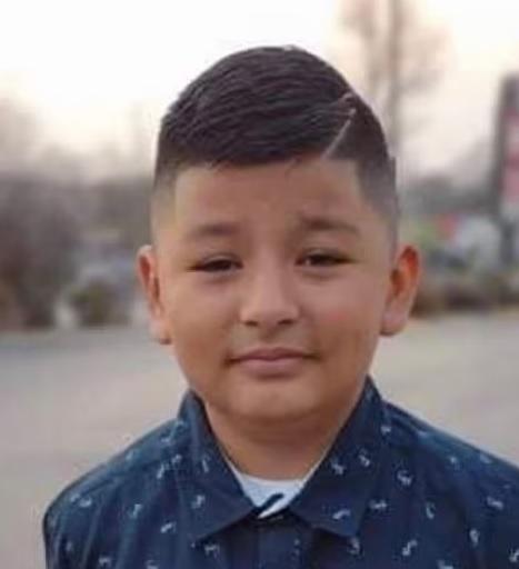 10歲男死者。(互聯網)