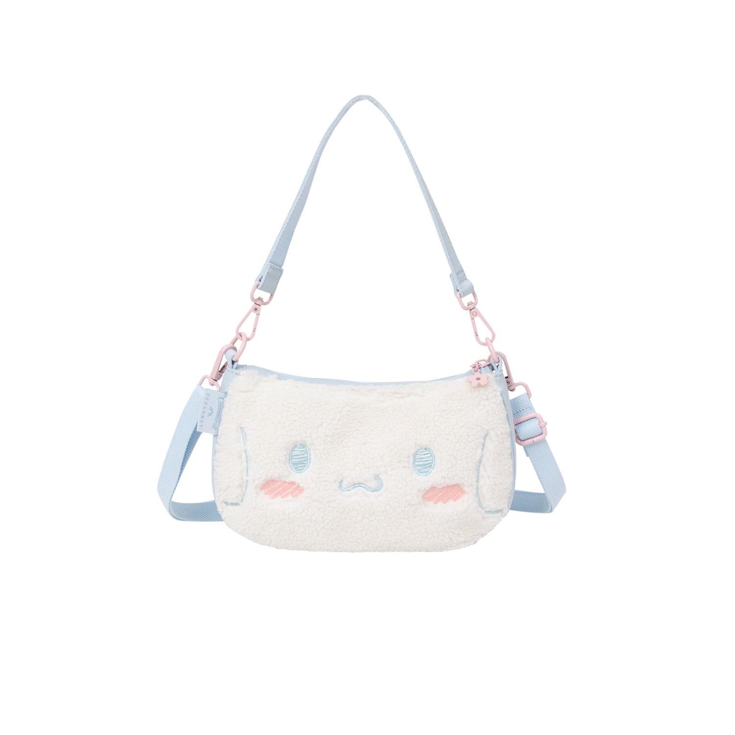 Doughnut x Cinnamoroll Priestess 單肩袋 (忌廉色) 預購價:$378 Priestess正面使用仿羊羔毛縧綸搖粒絨,背面使用防潑水布料。內置手機保護格及多用途插格。
