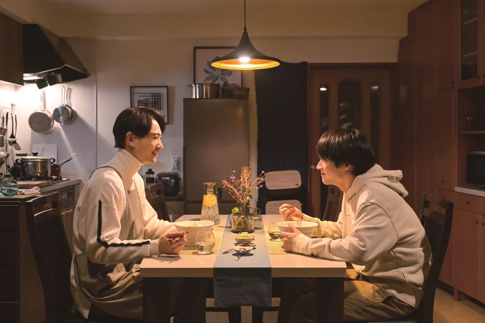 《電影版 如果30歲還是處男,似乎就能成為魔法師》有更多甜蜜生活的日常。