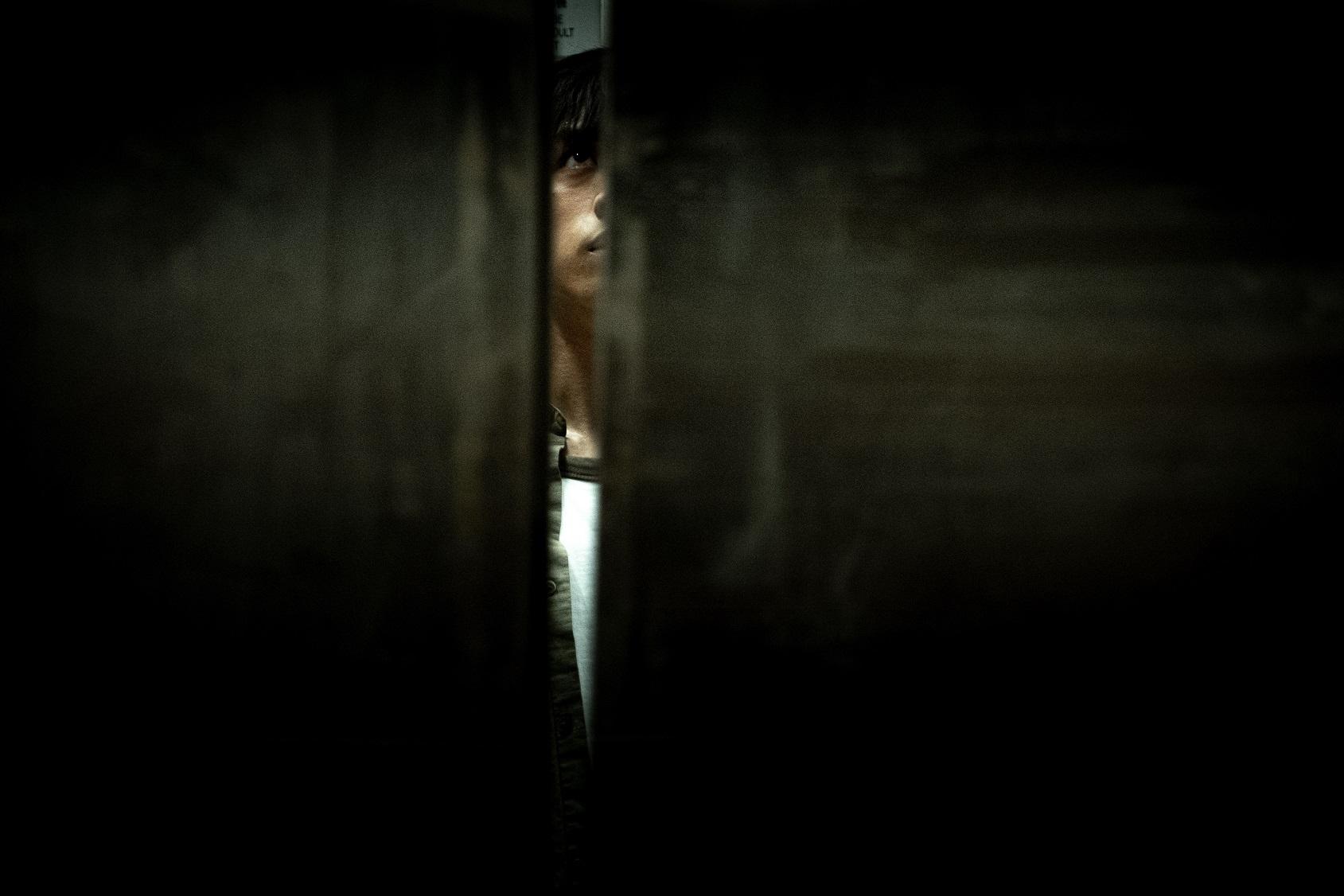 AK演一個自幼擁有陰陽眼的男生。(劇照)