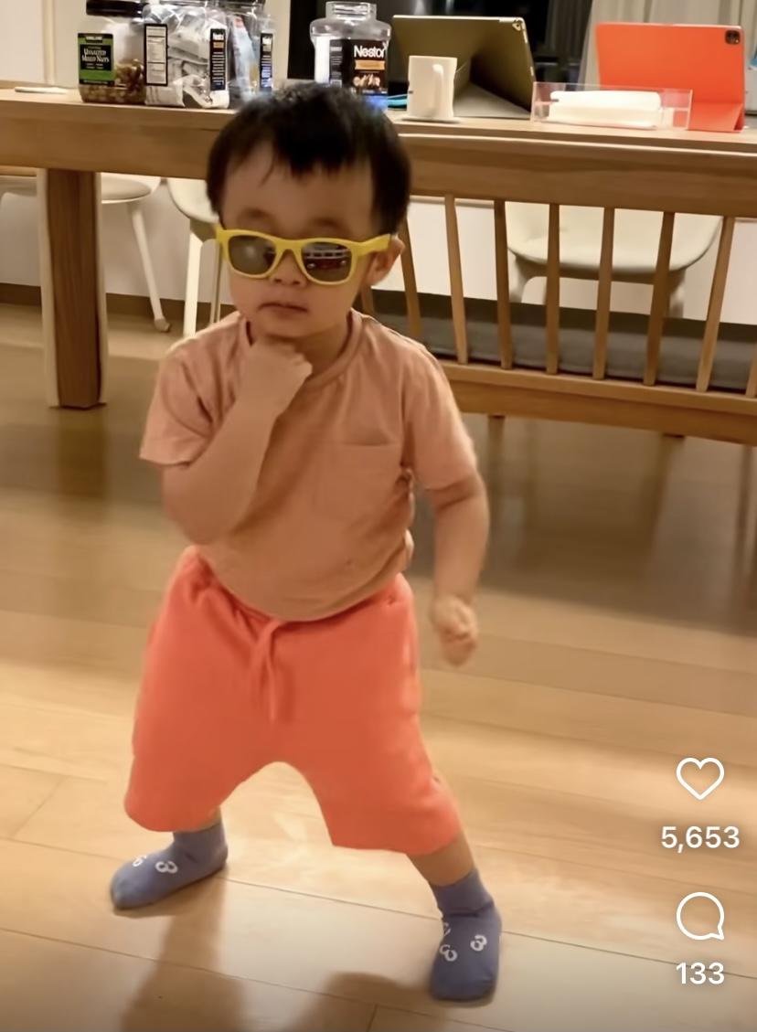 轉眼間,Kuson已經兩歲半。