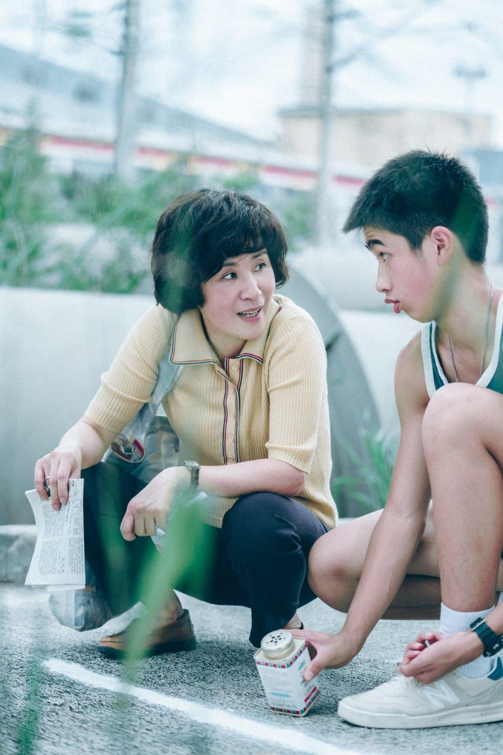 吳君如憑主演及監製電影《媽媽的神奇小子》再創事業高峰。