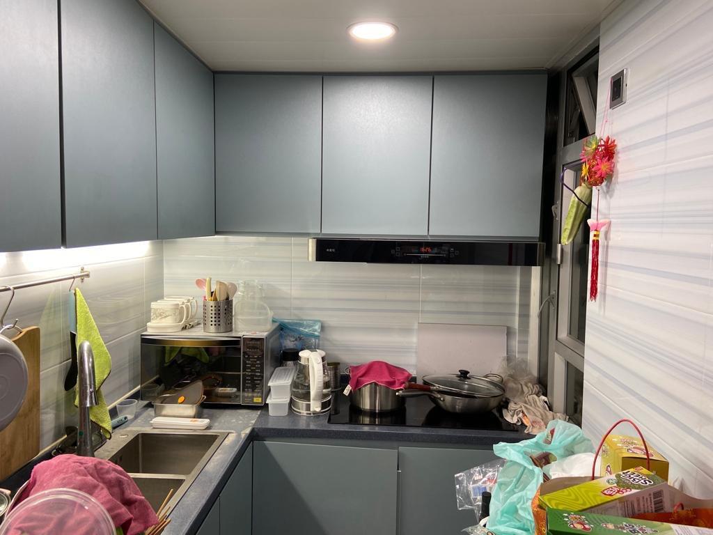 廚房設計新淨齊全。