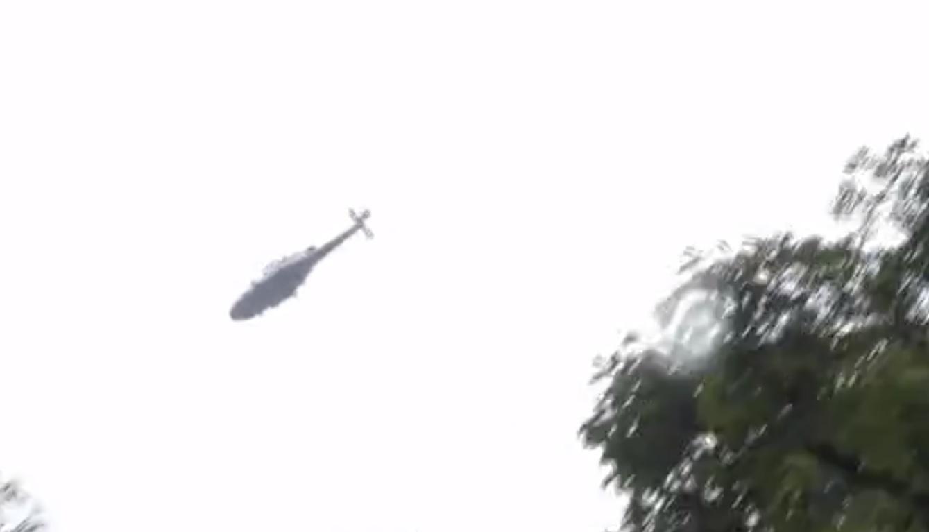 飛行服務隊直升機亦出動協助