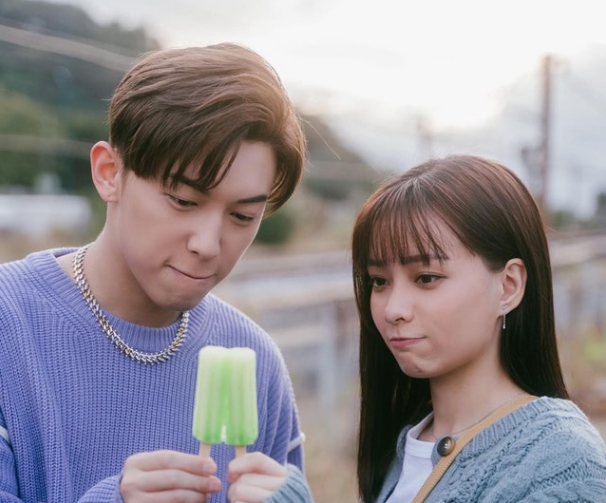 張天賦與《時候不早》MV女主角鍾卓穎(Ash)因行超市傳緋聞。