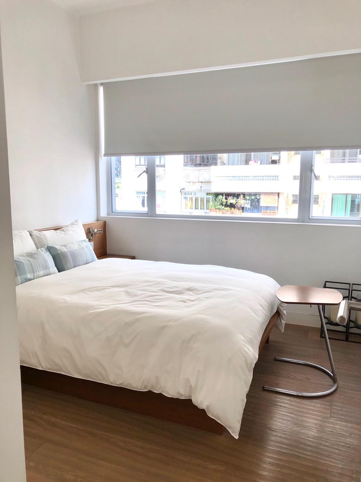 睡房間隔方正,擁大窗戶,十分光猛。