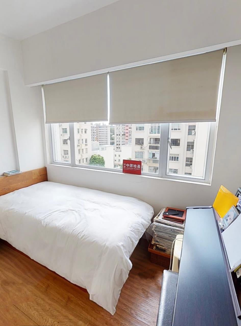 睡房空間足,有充足地方擺放鋼琴。