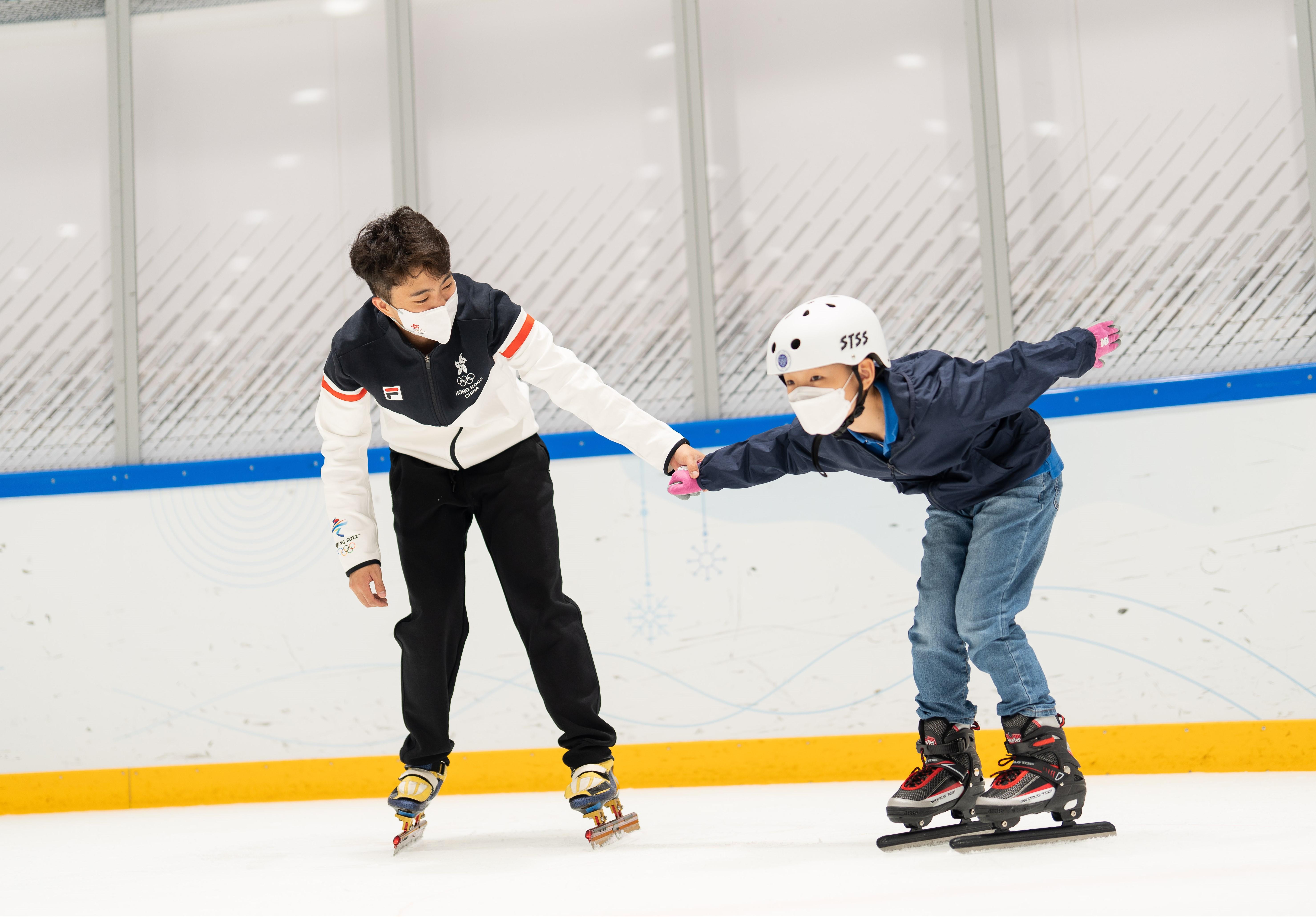 星級冬奧香港代表朱定文及其奧運級教練團隊主理短道速滑體驗課程